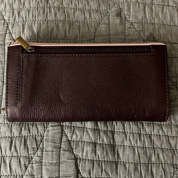 Fossil wallet…nwt - Picture 2 of 5